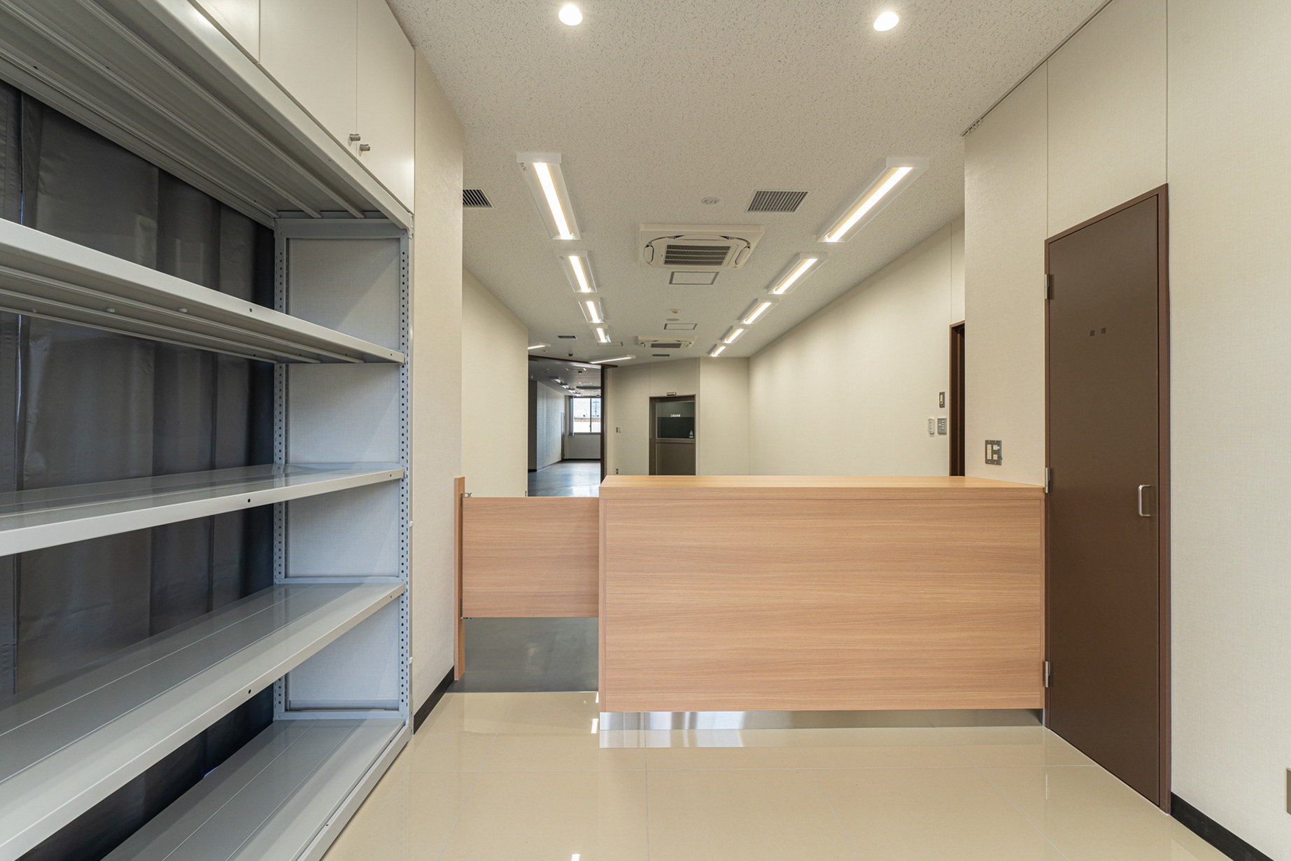 部品フロント